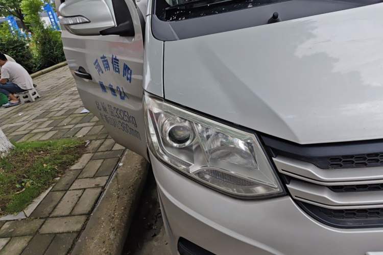 Used CHANGAN KUAYUE Wang X1 2018 1.5L Standard Single-Row Single-Rear-Wheel Extended Cargo Bed DK15C Right Front Headlight