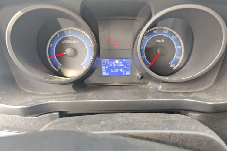 Used CHANGAN KUAYUE Wang X1 2022 1.2L Comfort-Grade Cargo Vehicle Single Cab with Dual Rear Wheels 2990 mm Wheelbase 3.05-Meter Length LJ469Q-AEB Odometer Close Up
