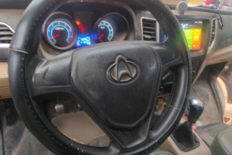 Used CHANGAN KUAYUE Wang X3 2018 1.5L Mid-Range Single-Cab with Dual Rear Wheels and Standard Cargo Bed DK15C Steering Wheel