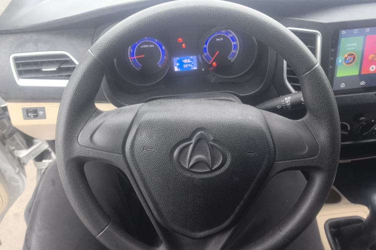 Used CHANGAN KUAYUE Wang X3 2021 1.6L Standard Version Double Cab with Dual Rear Wheels 2710mm Cargo Bed DAM16KR Steering Wheel