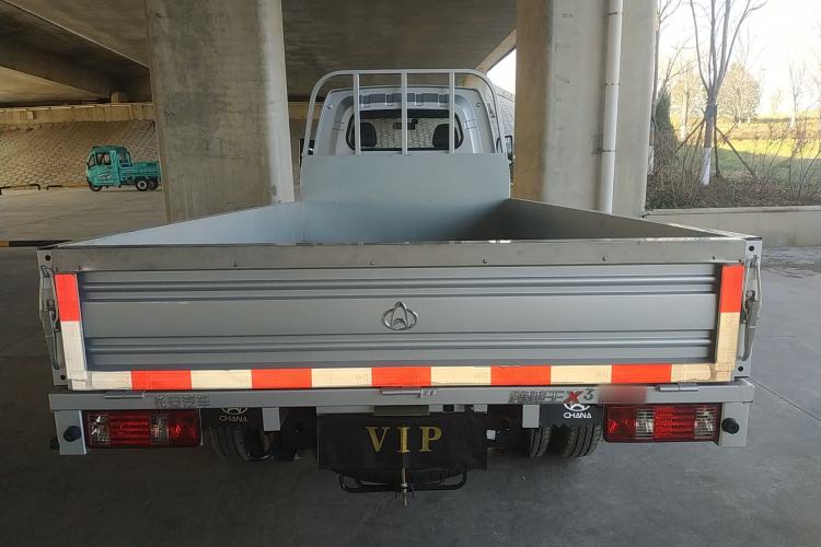 Used CHANGAN KUAYUE Wang X3 2022 1.6L Flagship PLUS Cargo Truck Single Cab with Dual Rear Wheels 3400 mm Wheelbase 3.3-Meter Length DAM16KR Rear