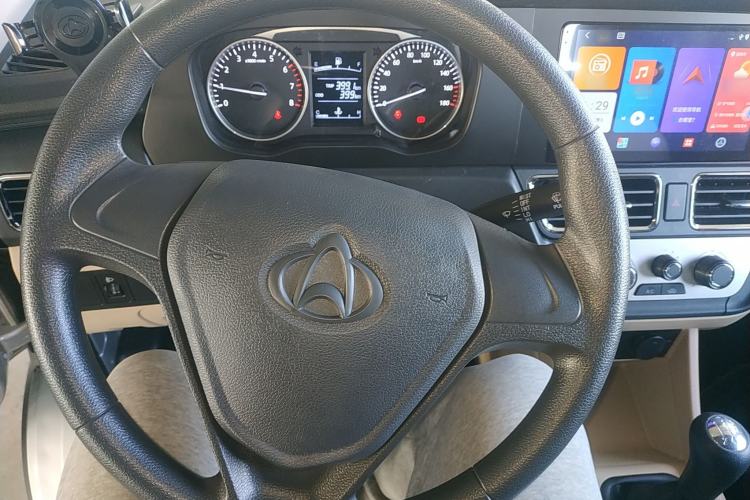 Used CHANGAN KUAYUE Wang X3 2022 1.6L Flagship PLUS Cargo Truck Single Cab with Dual Rear Wheels 3400 mm Wheelbase 3.3-Meter Length DAM16KR Steering Wheel