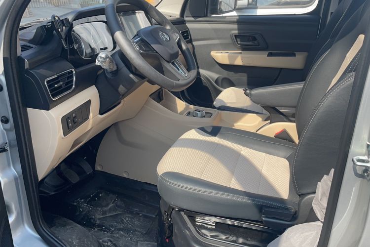 Used CHANGAN KUAYUE Wang X3 EV 2022 EV Cargo Van Standard Range Edition Interior 1