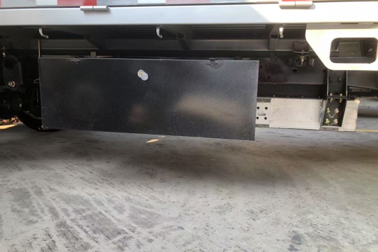 Used CHANGAN KUAYUE Wang X3 EV 2024 PLUS EV Flatbed Zhonghang 3.8m Comfort Edition Exterior 2