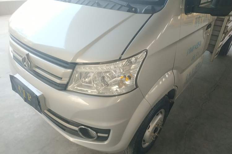 Used CHANGAN KUAYUE Wang X5 2018 1.5L PLUS Mid-Range Single-Cab with Dual Rear Wheels and Standard Cargo Bed DK15C Left Front Headlight