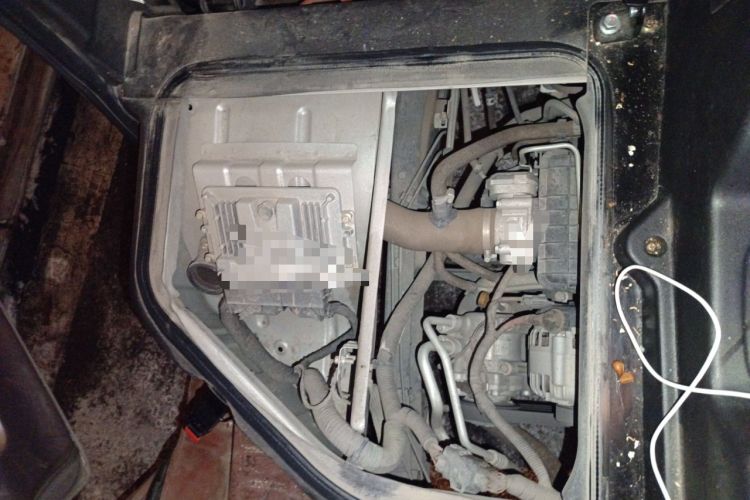 Used CHANGAN KUAYUE Wang X7 2023 1.6L CNG Double-Cab 3.05-meter version Engine Bay Right