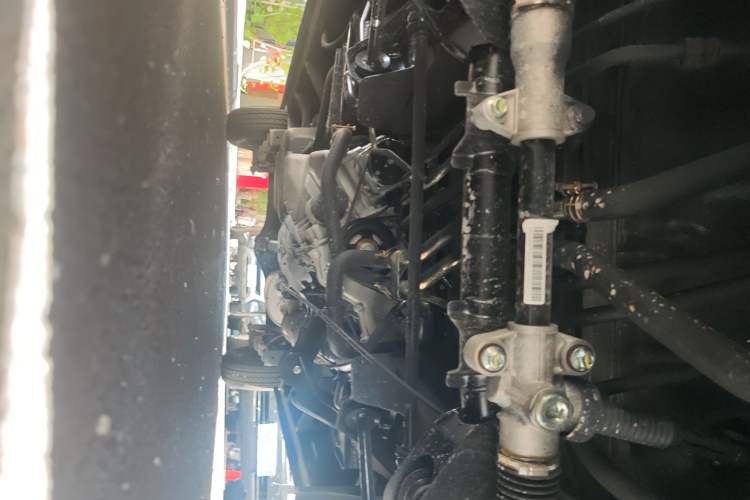 Used CHANGAN KUAYUE Xing V3 2023 1.5L Gasoline Comfort Edition 5-Seat Passenger Vehicle Chassis Front