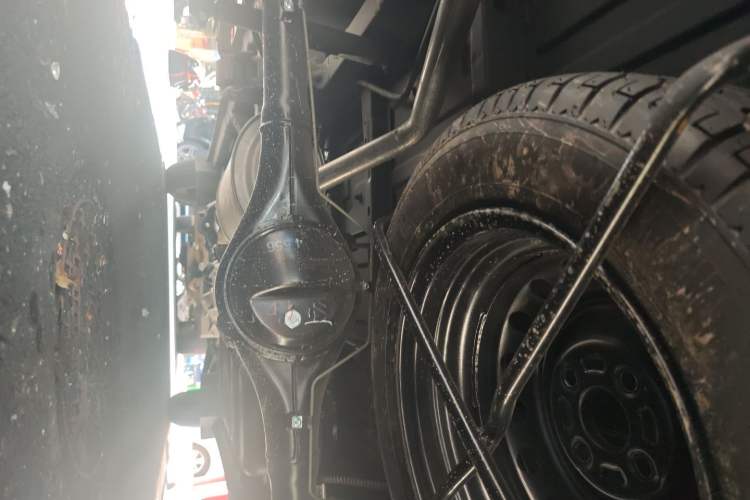 Used CHANGAN KUAYUE Xing V3 2023 1.5L Gasoline Comfort Edition 5-Seat Passenger Vehicle Chassis Rear