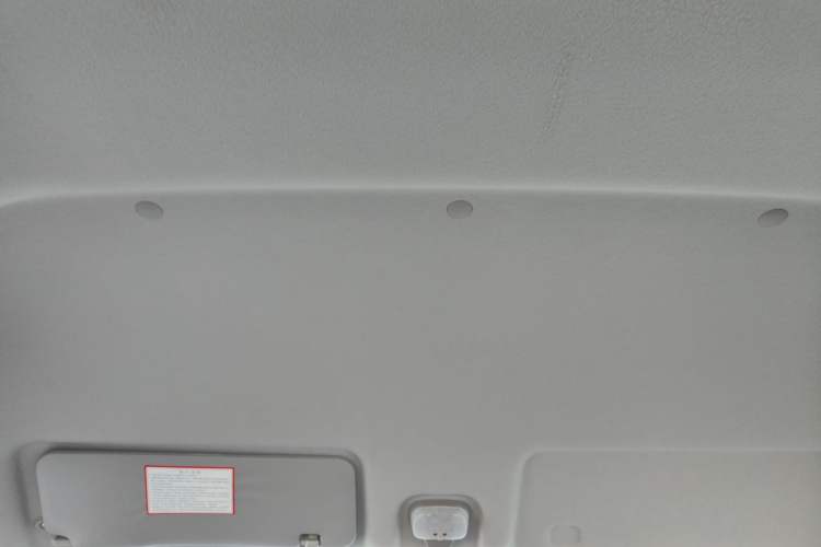Used CHANGAN KUAYUE Xing V3 2023 1.5L Gasoline Comfort Edition 5-Seat Passenger Vehicle Headliner