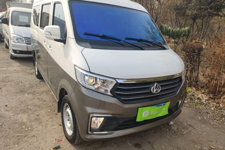 Used CHANGAN KUAYUE Xing V3 2022 1.5L Gasoline Comfort-Grade 5-Seater Passenger Vehicle JL473QH Front Right 45 Deg