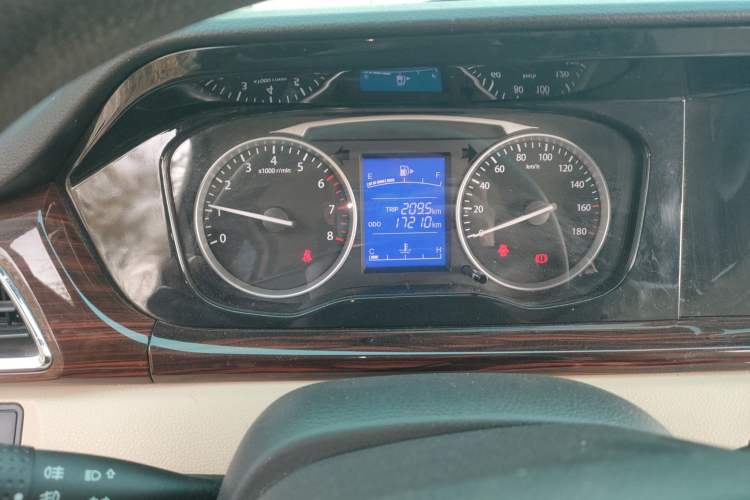 Used CHANGAN KUAYUE Xing V3 2022 1.5L Gasoline Comfort-Grade 5-Seater Passenger Vehicle JL473QH Instrument Cluster