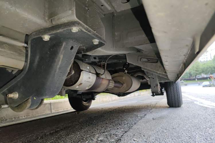 Used CHANGAN KUAYUE Xing V3  Chassis Front Left