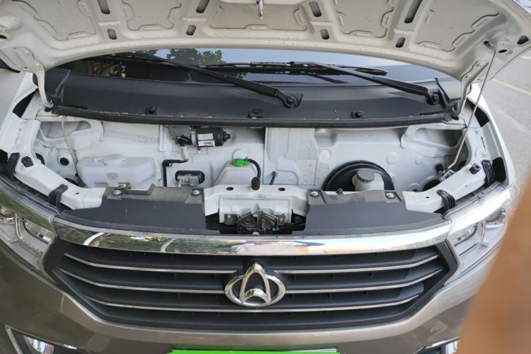 Used CHANGAN KUAYUE Xing V3  Engine Bay