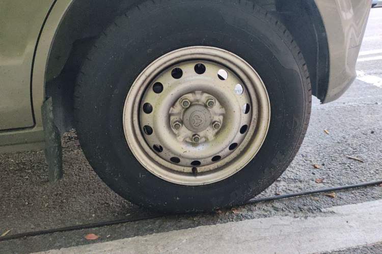 Used CHANGAN KUAYUE Xing V3  Right Front Wheel Hub