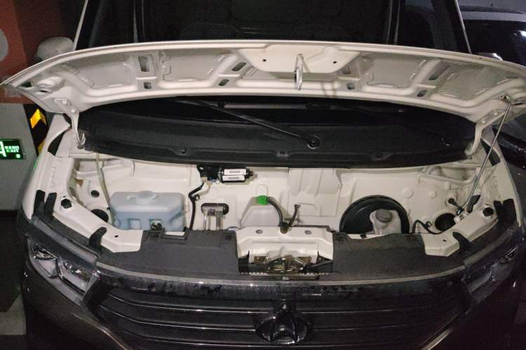Used CHANGAN KUAYUE Xing V3  Engine Bay