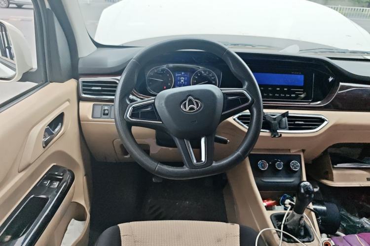 Used CHANGAN KUAYUE Xing V3 2022 1.5L Gasoline Standard Version 5-Seater Minivan JL473QH Steering Wheel