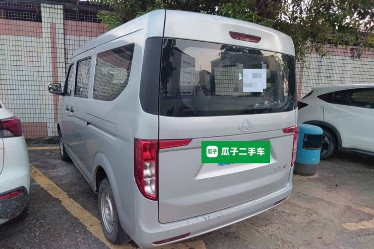 Used CHANGAN KUAYUE Xing V3 2022 1.5L Gasoline Standard-Grade 5-Seater Passenger Vehicle JL473QH Exterior 3