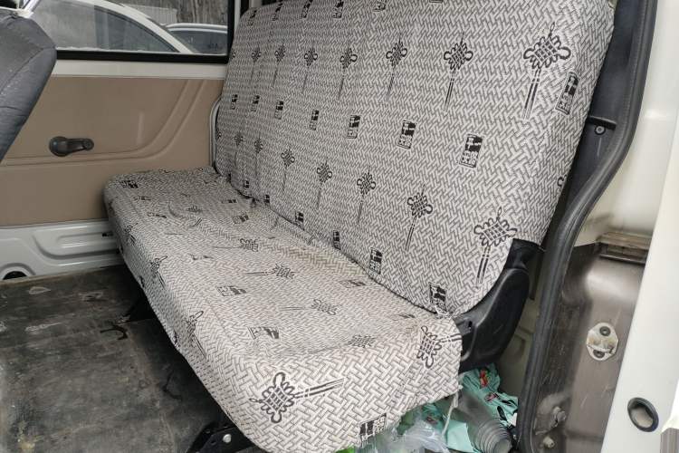 Used CHANGAN KUAYUE Xing V3 2022 1.5L Gasoline Comfort-Grade 5-Seater Minivan JL473QH Left Rear Seat