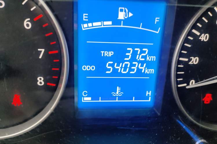 Used CHANGAN KUAYUE Xing V3 2022 1.5L Gasoline Comfort-Grade 5-Seater Minivan JL473QH Odometer Close Up