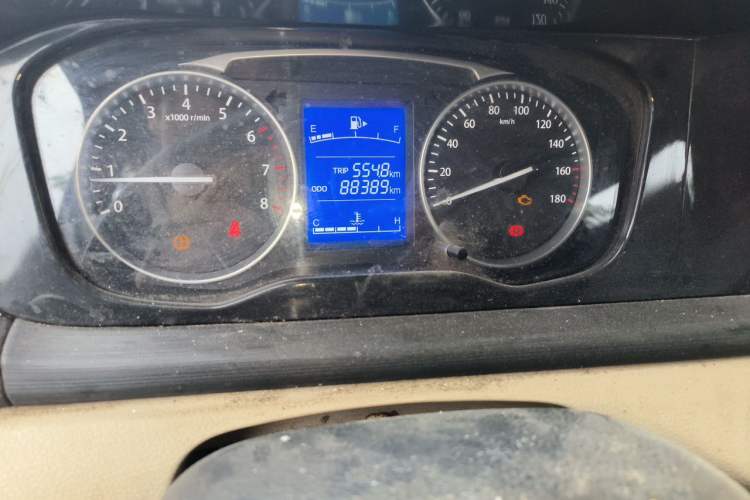 Used CHANGAN KUAYUE Xing V3 2022 1.5L Gasoline Standard Model 6-Seater Passenger Vehicle JL473QH Odometer Close Up