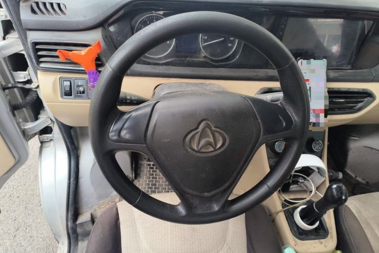 Used CHANGAN KUAYUE Xing V3 2022 1.5L Gasoline Standard Model 6-Seater Passenger Vehicle JL473QH Steering Wheel