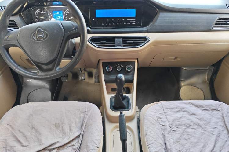 Used CHANGAN KUAYUE Xing V3 2022 1.5L Gasoline Standard Version 5-Seater Minivan JL473QH Audio And AC Panel