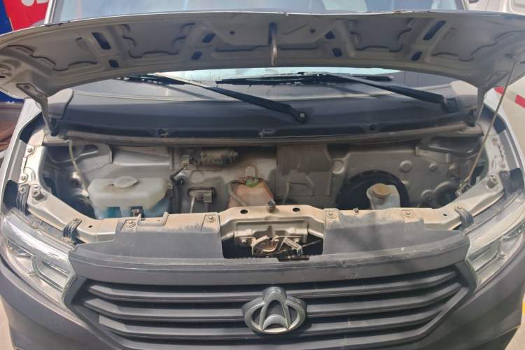 Used CHANGAN KUAYUE Xing V3 2022 1.5L Gasoline Enjoyment Model 2-Seat Van JL473QH Engine Bay