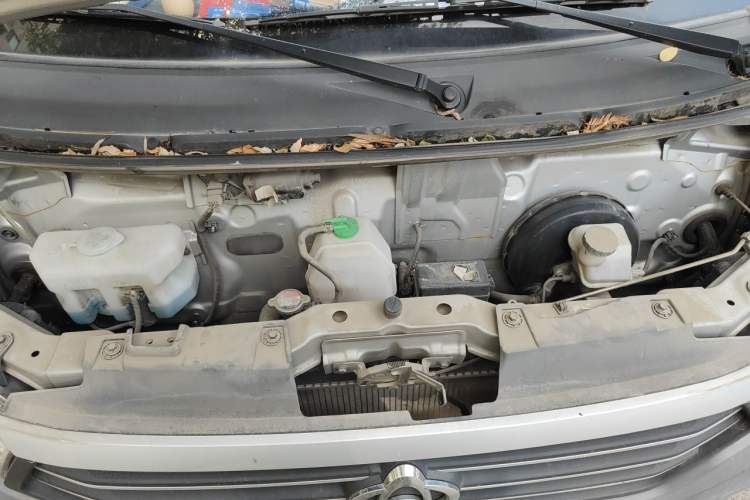 Used CHANGAN KUAYUE Xing V3 2022 1.5L Gasoline Enjoyment Model 2-Seat Van JL473QH Engine Bay