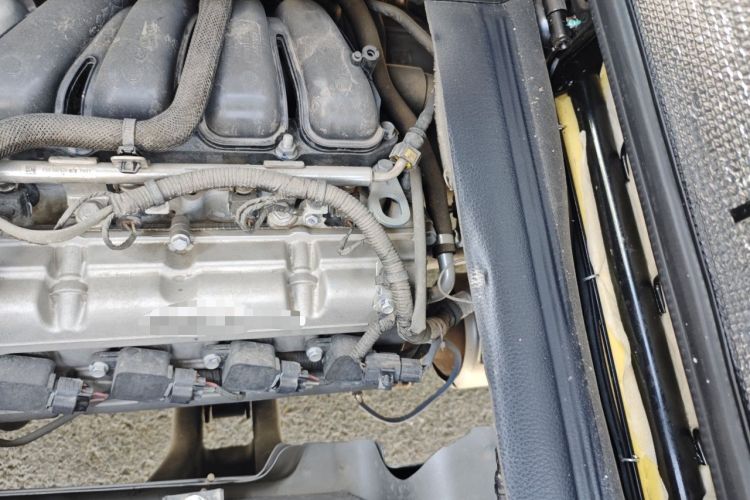 Used CHANGAN KUAYUE Xing V3 2022 1.5L Gasoline Enjoyment Model 5-Seat Passenger Vehicle JL473QH Engine Bay Left