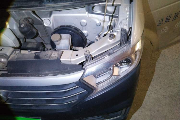 Used CHANGAN KUAYUE Xing V3 2022 1.5L Gasoline Standard Model 2-Seat Van JL473QH Engine Bay Left