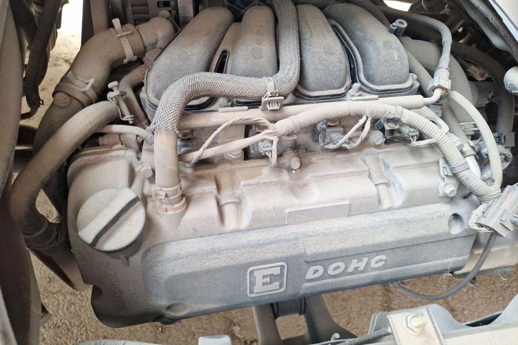 Used CHANGAN KUAYUE Xing V3 2022 1.5L Gasoline Standard-Grade 5-Seater Passenger Vehicle JL473QH Engine Bay