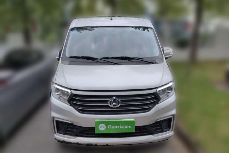 Used CHANGAN KUAYUE Xing V3 2022 1.5L Gasoline Standard Model 6-Seater Passenger Vehicle JL473QH Front