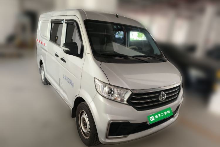 Used CHANGAN KUAYUE Xing V3 2022 1.5L Gasoline Luxury 5-Seater Minivan JL473QH Front Right 45 Deg