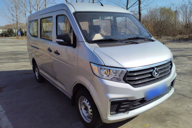 Used CHANGAN KUAYUE Xing V3 2022 1.5L Gasoline Standard-Grade 5-Seater Passenger Vehicle JL473QH Front Right 45 Deg