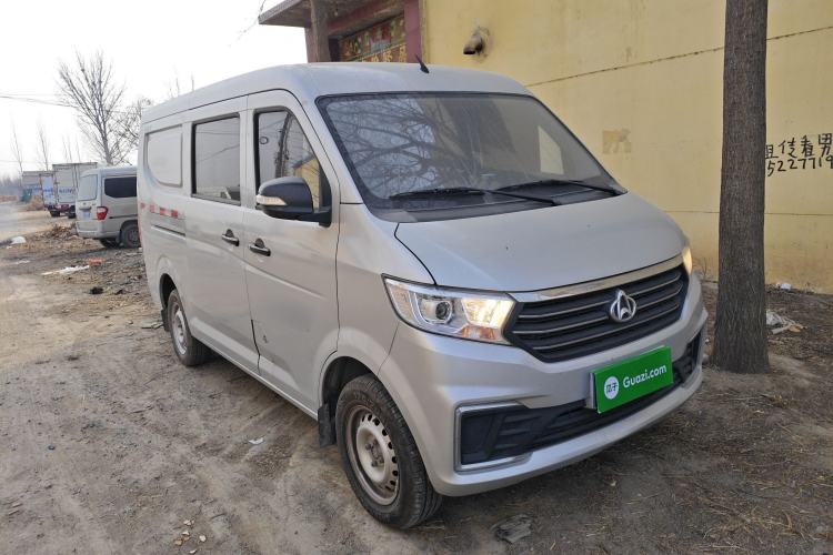 Used CHANGAN KUAYUE Xing V3 2022 1.5L Gasoline Standard Version 5-Seater Minivan JL473QH Front Right 45 Deg