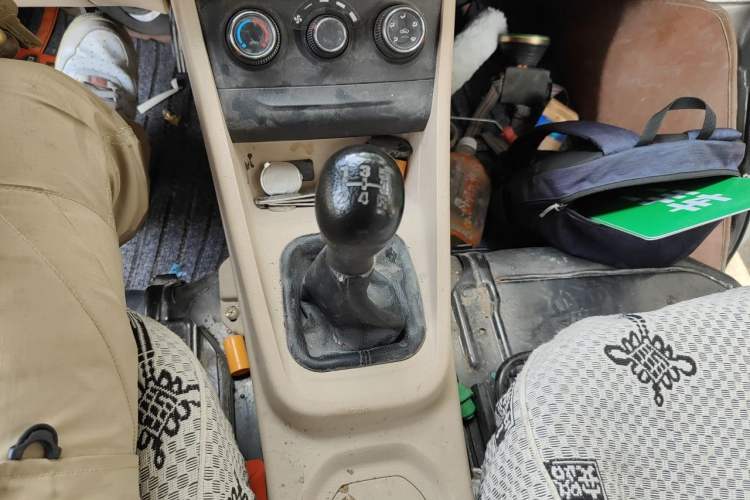 Used CHANGAN KUAYUE Xing V3 2022 1.5L Gasoline Enjoyment Model 2-Seat Van JL473QH Gear Lever