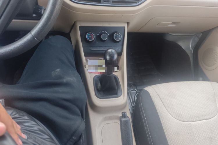 Used CHANGAN KUAYUE Xing V3 2022 1.5L Gasoline Comfort-Plus 7-Seater Passenger Vehicle JL473QH Gear Lever