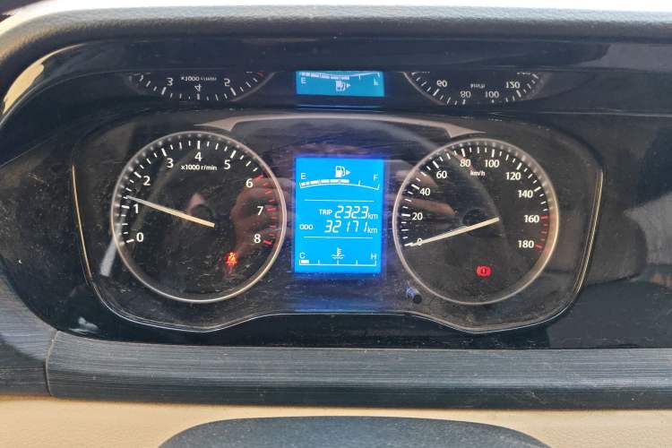 Used CHANGAN KUAYUE Xing V3 2022 1.5L Gasoline Standard Version 5-Seater Minivan JL473QH Instrument Cluster