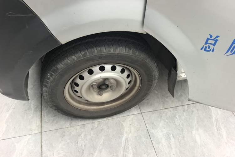 Used CHANGAN KUAYUE Xing V3 2022 1.5L Gasoline Standard Model 2-Seat Van JL473QH Left Front Wheel Hub