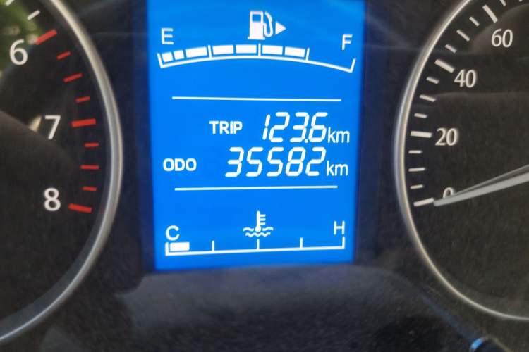 Used CHANGAN KUAYUE Xing V3 2022 1.5L Gasoline Standard Model 2-Seat Van JL473QH Odometer Close Up