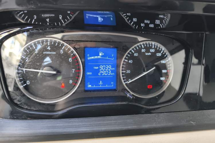 Used CHANGAN KUAYUE Xing V3 2022 1.5L Gasoline Enjoyment Model 5-Seat Passenger Vehicle JL473QH Odometer Close Up