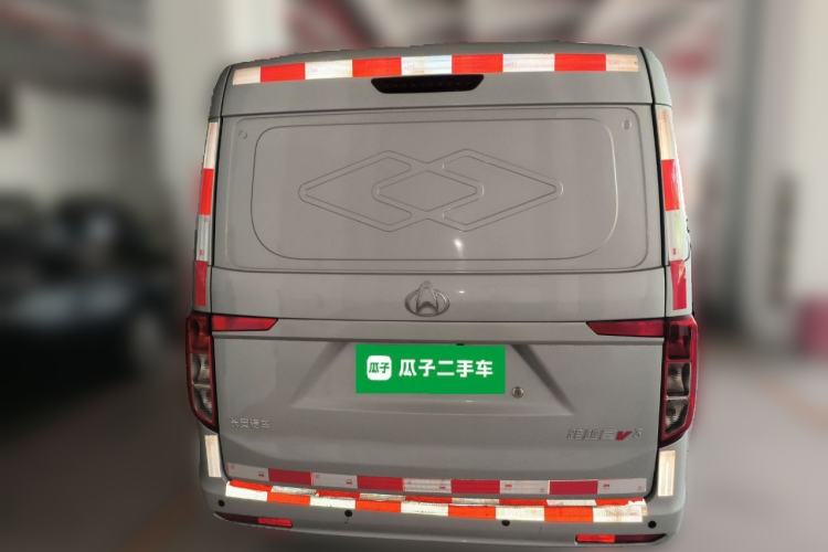 Used CHANGAN KUAYUE Xing V3 2022 1.5L Gasoline Luxury 5-Seater Minivan JL473QH Rear