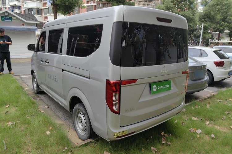Used CHANGAN KUAYUE Xing V3 2022 1.5L Gasoline Standard Model 6-Seater Passenger Vehicle JL473QH Rear Left 45 Deg