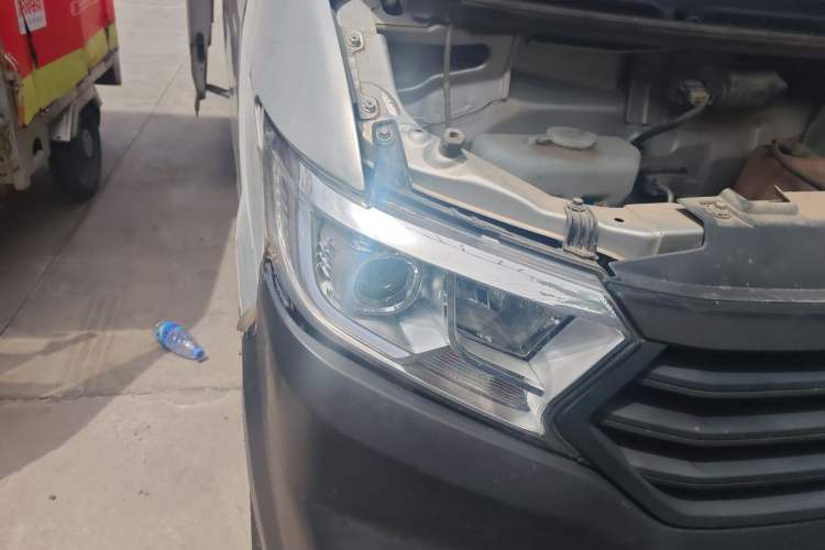 Used CHANGAN KUAYUE Xing V3 2022 1.5L Gasoline Enjoyment Model 2-Seat Van JL473QH Right Front Headlight