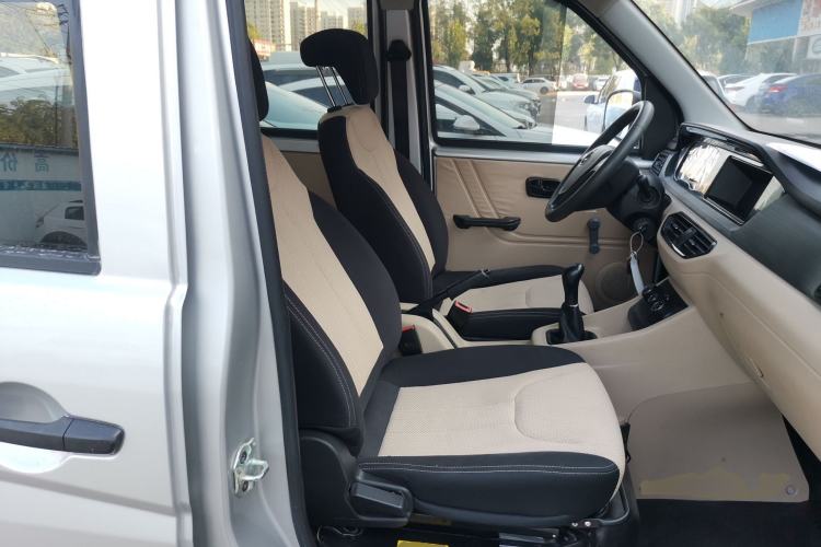 Used CHANGAN KUAYUE Xing V3 2022 1.5L Gasoline Standard Model 6-Seater Passenger Vehicle JL473QH Right Front Seat