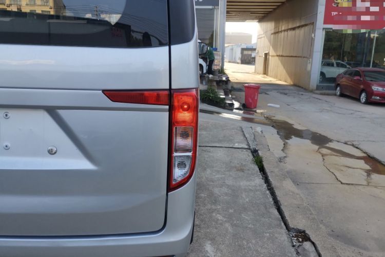 Used CHANGAN KUAYUE Xing V3 2022 1.5L Gasoline Standard Model 6-Seater Passenger Vehicle JL473QH Right Rear Taillight