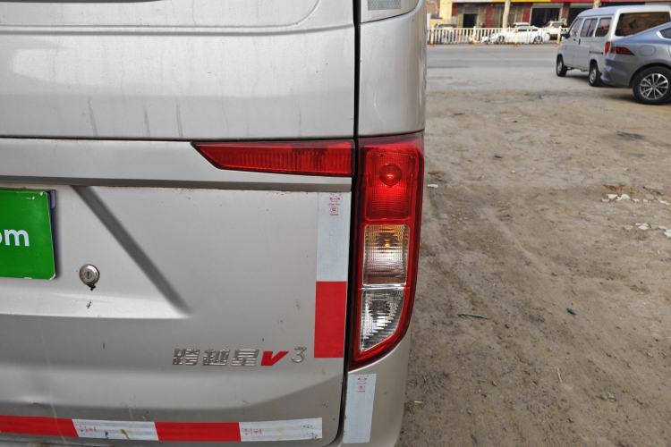 Used CHANGAN KUAYUE Xing V3 2022 1.5L Gasoline Standard Version 5-Seater Minivan JL473QH Right Rear Taillight