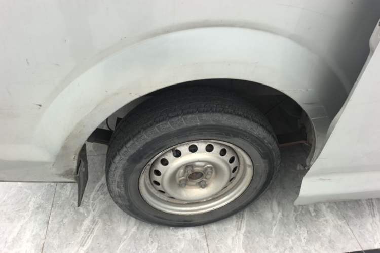 Used CHANGAN KUAYUE Xing V3 2022 1.5L Gasoline Standard Model 2-Seat Van JL473QH Right Rear Wheel Hub