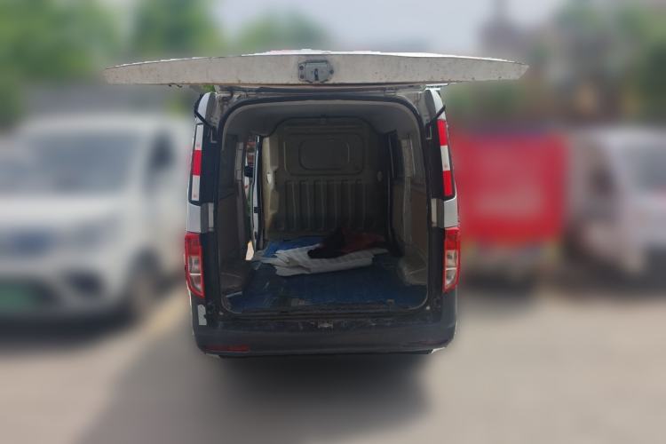 Used CHANGAN KUAYUE Xing V3 2022 1.5L Gasoline Enjoyment Model 2-Seat Van JL473QH Trunk