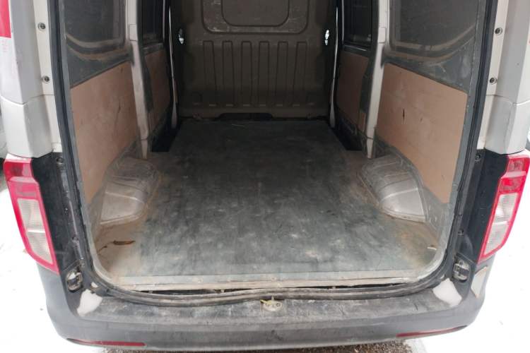 Used CHANGAN KUAYUE Xing V3 2022 1.5L Gasoline Standard Model 2-Seat Van JL473QH Trunk